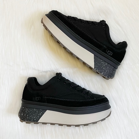 UGG Women’s Marin Lace Platform Canvas Sneakers - Picture 3 of 8